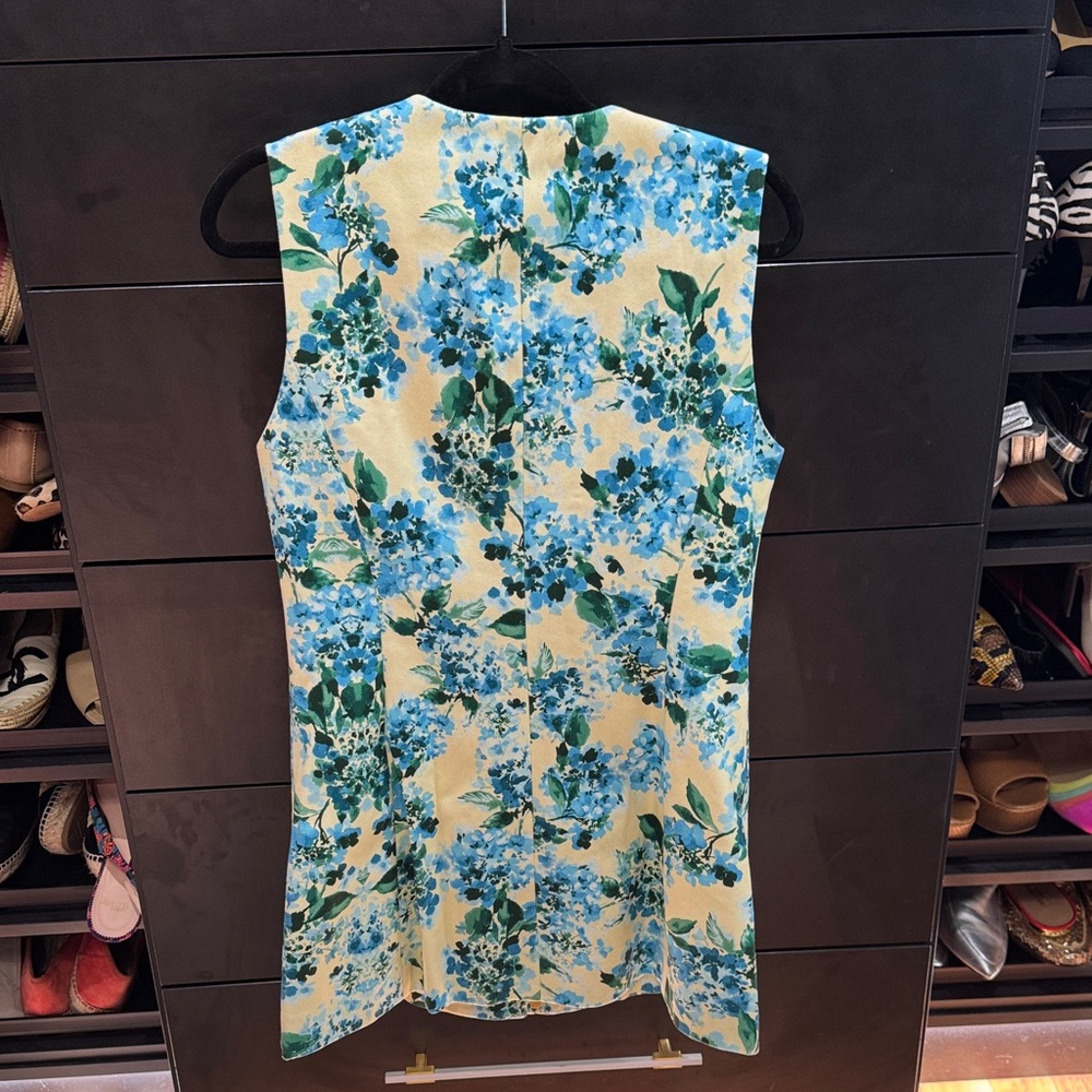 Tuckernuck Painterly Hydrangea Tunic - Picture 4 of 4